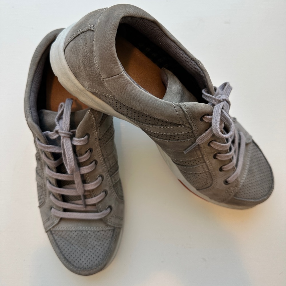 Abeo Gray Sneakers Comfortable Everyday Style